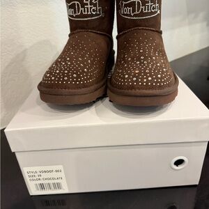 Never worn Von Dutch Brown Suede Crystal-Embellished Short Boots